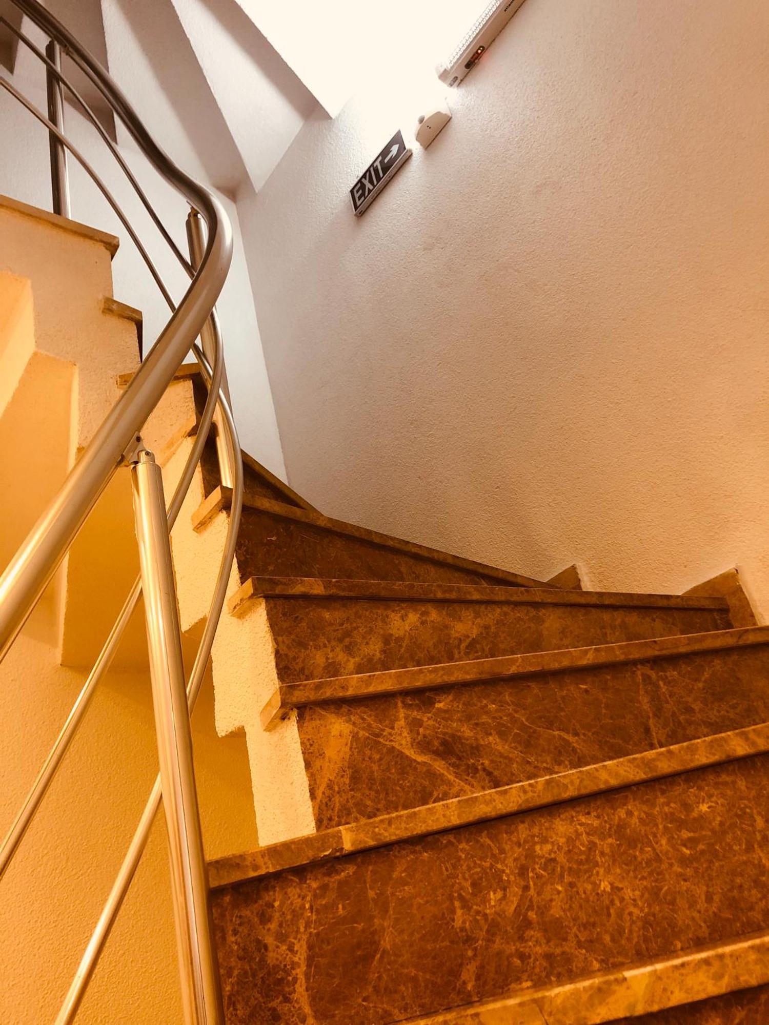 Beyhan Hotel อิสตันบูล ภายนอก รูปภาพ